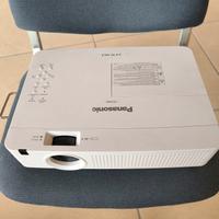 Proiettore Panasonic modello PT-VX41 XGA