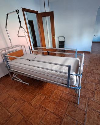 Letto da ospedale per anziani