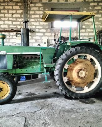 Trattore john deere 3130 100cv