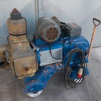 Pompa enologica Manzini per vino