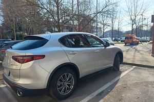  Alfa Romeo Stelvio 160 CV