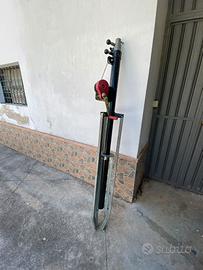 2 Stativi 3 stadi, in acciaio zincato.