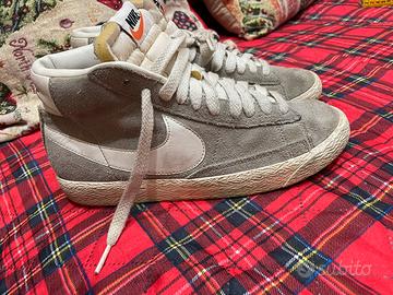 Scarpe Nike Blazer Grigie Vintage Alte Abbigliamento e Accessori