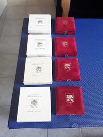 Lotto 4 cofanetti Vuoti Monetazione Aurea Vaticano
