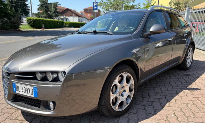 Alfa Romeo 159 2.4 JTDm 20V 210 CV Q4 Sportwagon P