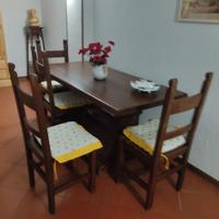 Tavolo più 4 sedie in massello