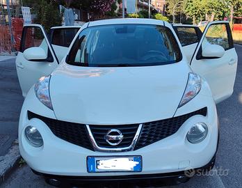 Nissan juke Tekna 1.6  4x4 cambio autom GPL