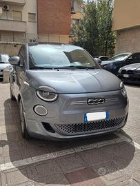 Fiat 500e Icon