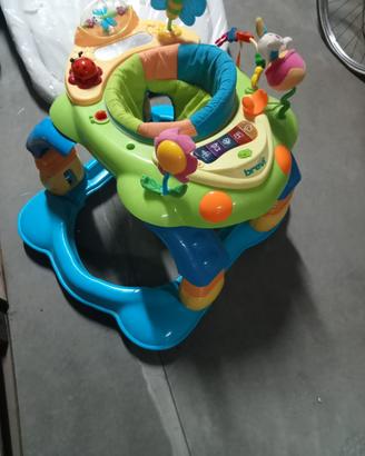 Girello e box e vespa
