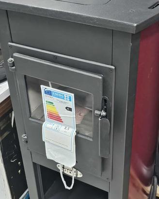 Stufa a Legna 9kw Ventilata Piastra scalda 