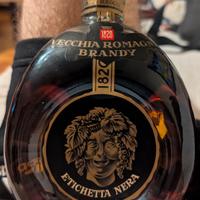 🟡RARA BOTTIGLIA VECCHIA ROMAGNA BRANDY PER ESPOSI