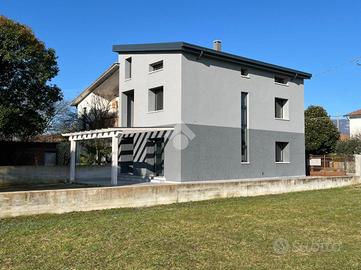PORZIONE DI BIFAMILIARE A CASSOLA