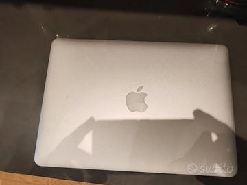 MacBook Air 13" (2017)
