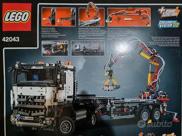 lego technic Mercedes arocs 42043