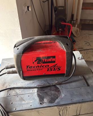 Saldatrice inverter Telwin Tecnica 151/S completa 