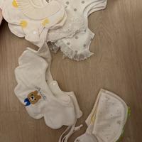 Vari Bavaglini e girocollo