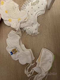 Vari Bavaglini e girocollo