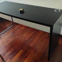 Scrivania Ikea 142x50