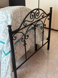 Letto ferro  battuto e doghe