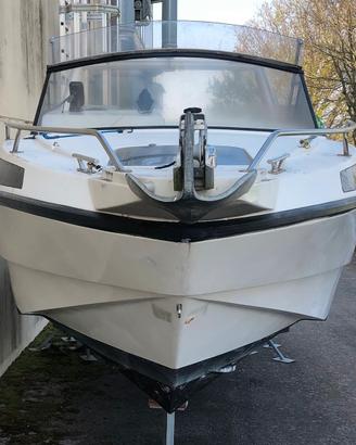 Natante Rio Cabin 650