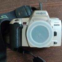 Minolta Reflex Dynax 404si vintage + obiettivo