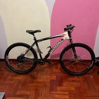 Bicicletta mtb cannondale taurine full carbon