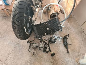 ricambi cbr900rr 1998