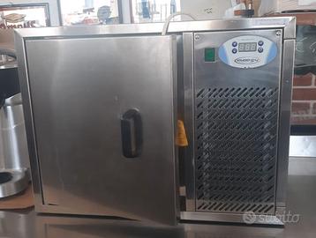 ABBATTITORI-SURGELATORI RAPIDI DI TEMPERATURA ALEX