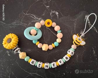 Portaciuccio e massaggia gengive