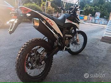 PROMO ENDURO Malaguti XSM 125-MOT.LC APRILIA