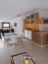 Mansarda sul mare con