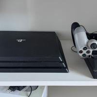 Playstation 4 pro + 2 joypad