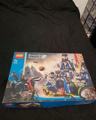 Lego Knights Kingdom set 8781 castello 