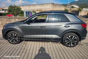 Volkswagen T-Roc 2.0 TDI SCR 150 CV Business BlueM