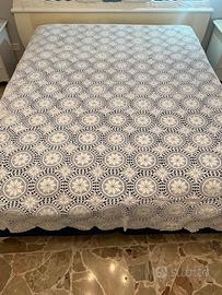 Copriletto uncinetto