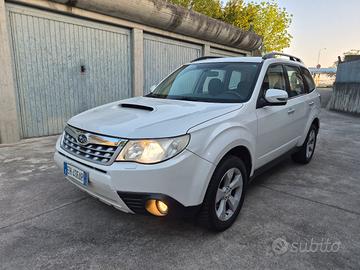 Subaru Forester 2.0 D  4WD XS Trend 