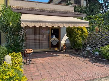 NEGOZIO A ACQUANEGRA CREMONESE