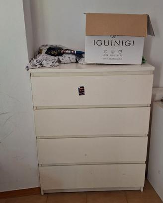 Cassettiera