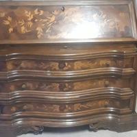 Cassettone antico