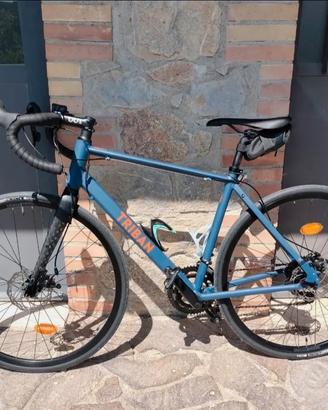 Bici da strada TRIBAN RC 120 tg M + rullo da inter
