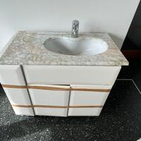 Lavandino bagno