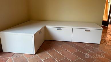 Mobile porta TV con cassetti