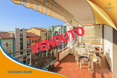 Appartamento di 111 m² con 3 locali e box auto a V