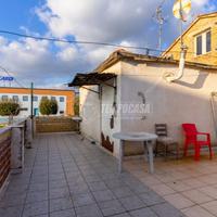 APPARTAMENTO IN BIFAMILIARE CON GRANDE CORTE PRIVA