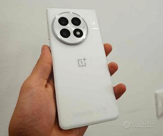 oneplus 13 16/512 + Watch 2R