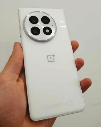 oneplus 13 16/512 + Watch 2R