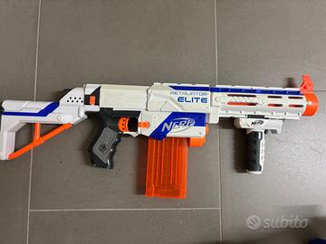 NERF con munizioni