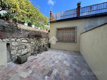 4 LOCALI A BAGNO A RIPOLI