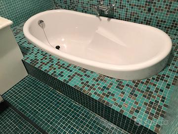 vasca bagno Jacuzzi modello Tahiti in metacrilato