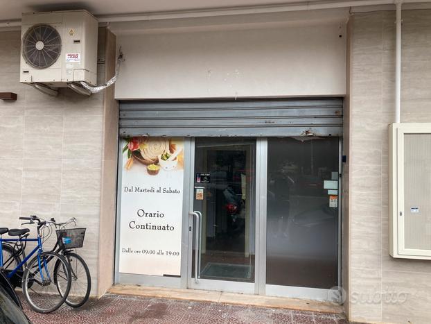 Locale commerciale 50 mq